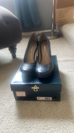 Andrew Geller women's pumps