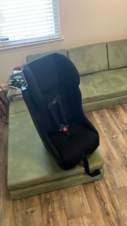 Clek Foonf Convertible Infant/toddler seat