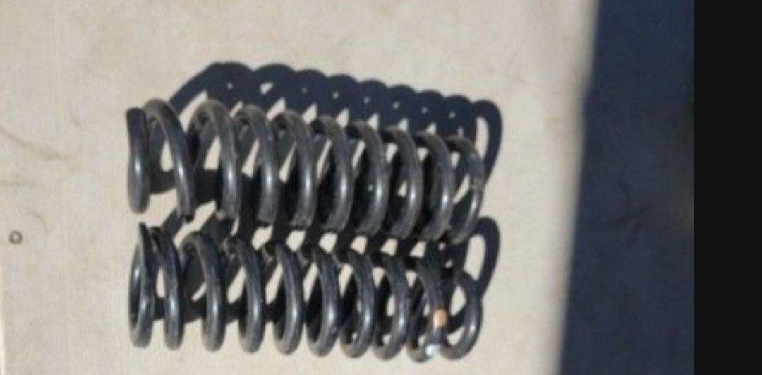 2024 TOYOTA 4RUNNER OFFROAD PREMIUM FRONT SPRINGS IN LIKE NEW CONDITION