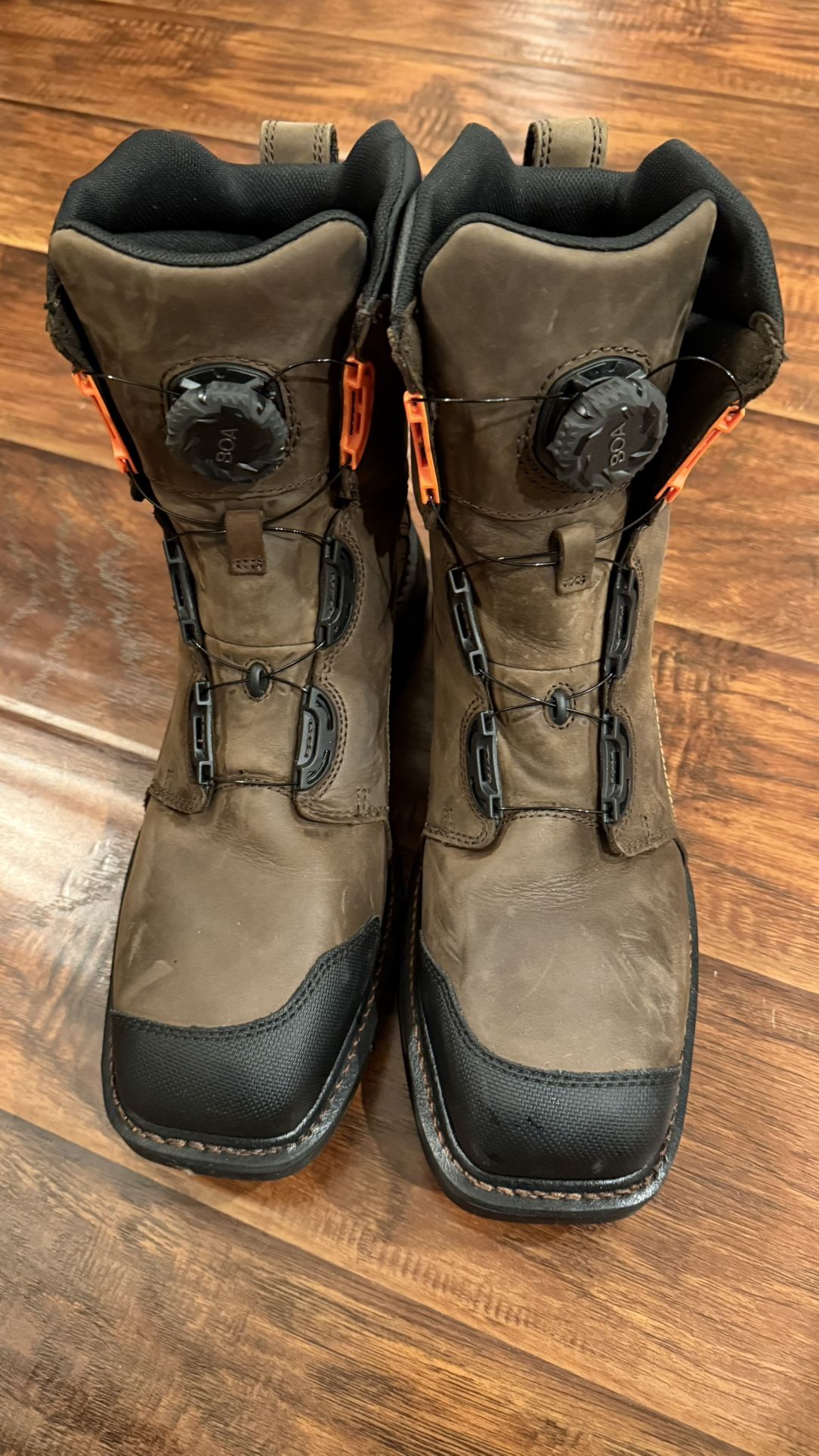 ARIAT WorkHog XT 8" BOA Ratchet Waterproof Carbon Toe Work Boot Size 10.5 10 1/2