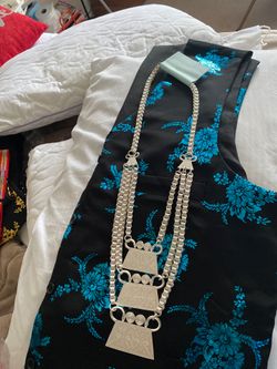 MAN SILVER NECKLACE INCLUDE VEST