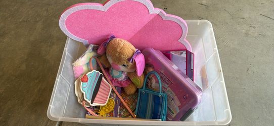 Girl toys and accessories