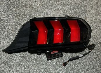 24-25 Mustang RH LED Tail Light Lamp Assembly OEM PR3B-13B504-DE