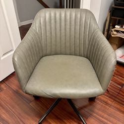 Greyleigh Flannigan Task Chair