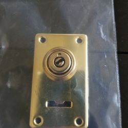 Fender Replacement Lock For Tweed Guitar Case With Fender Rivets.