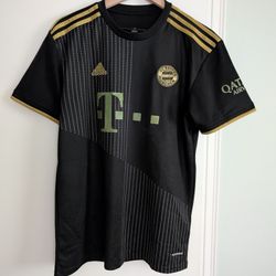 Bayern Munich Jersey Medium