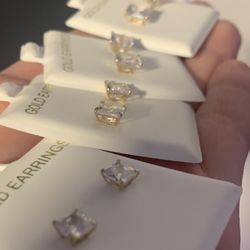 10k Gold Cz Stone Diamond Earrings 