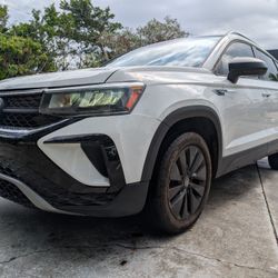 2022 Volkswagen Taos 