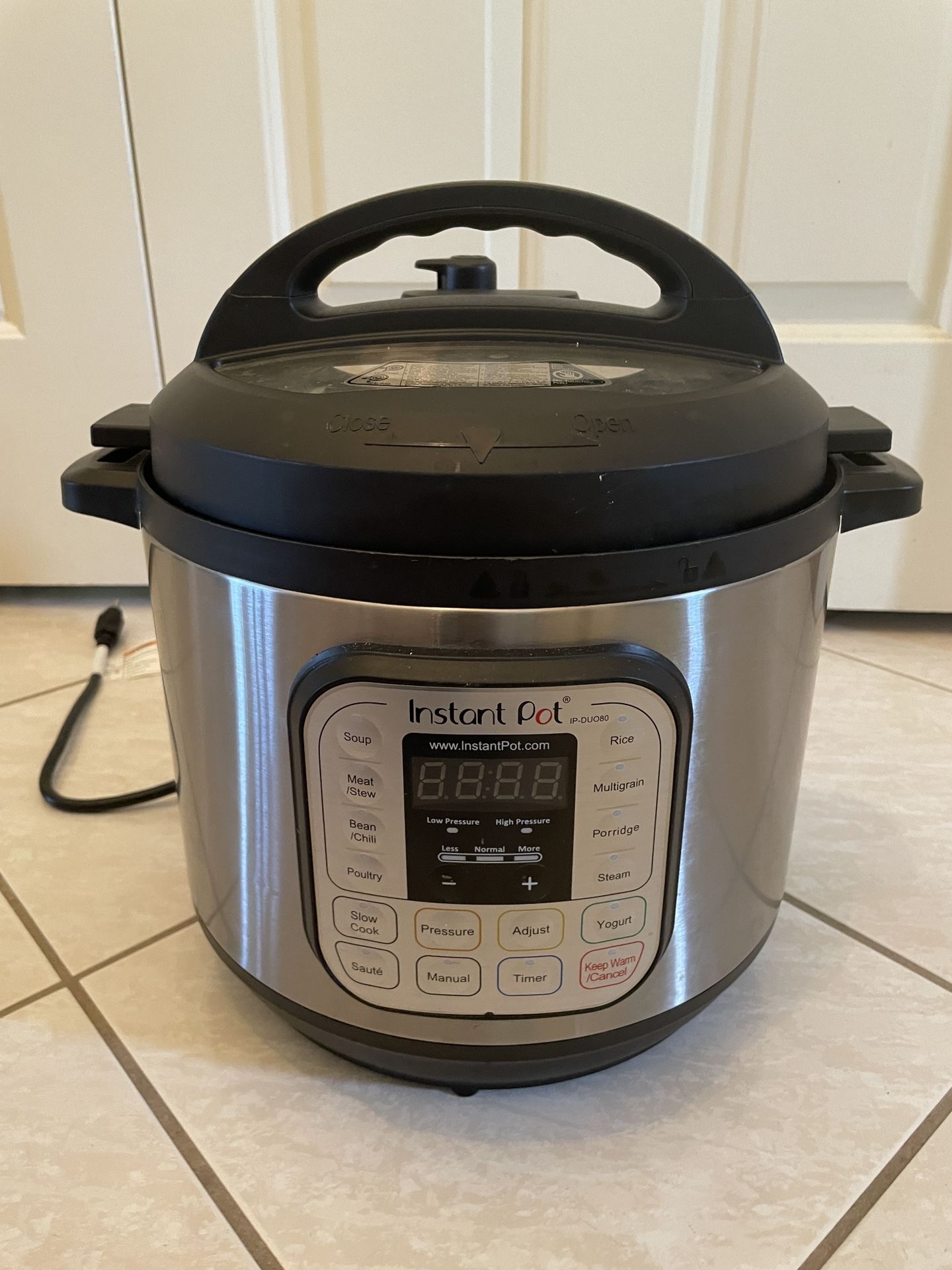 Instant Pot Duo 7-in-1 Electric Pressure Cooker - Stainless Steel/Black, 8Qt