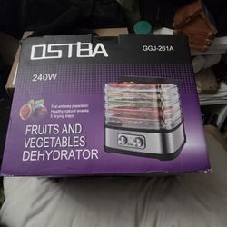 OSTBA FOOD DEHYDRATOR BRAND NEW.