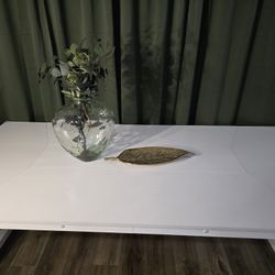 Table 8 Chairs Capacity Heavy Duty $100 OBO