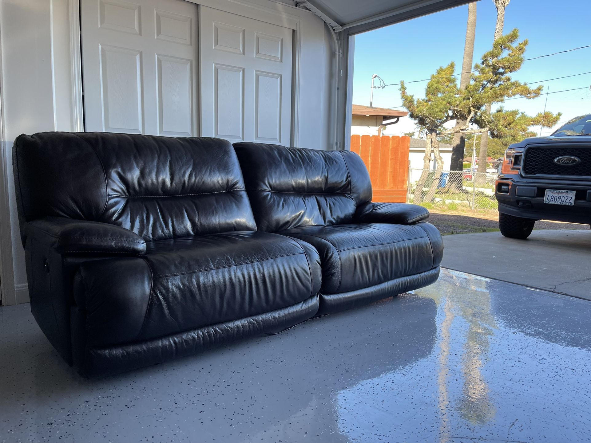 Oversized Electric Reclining Couch