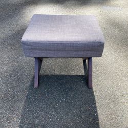 Bench. Entry way stool good condition.