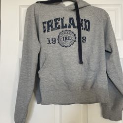 Youth Large Ireland sweat shirt  