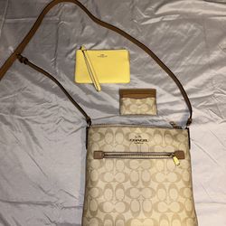 Coach lot- Crossbody, Card Holder and Wristlet