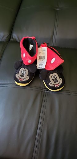 Boys slipper sz.9/10T $4
