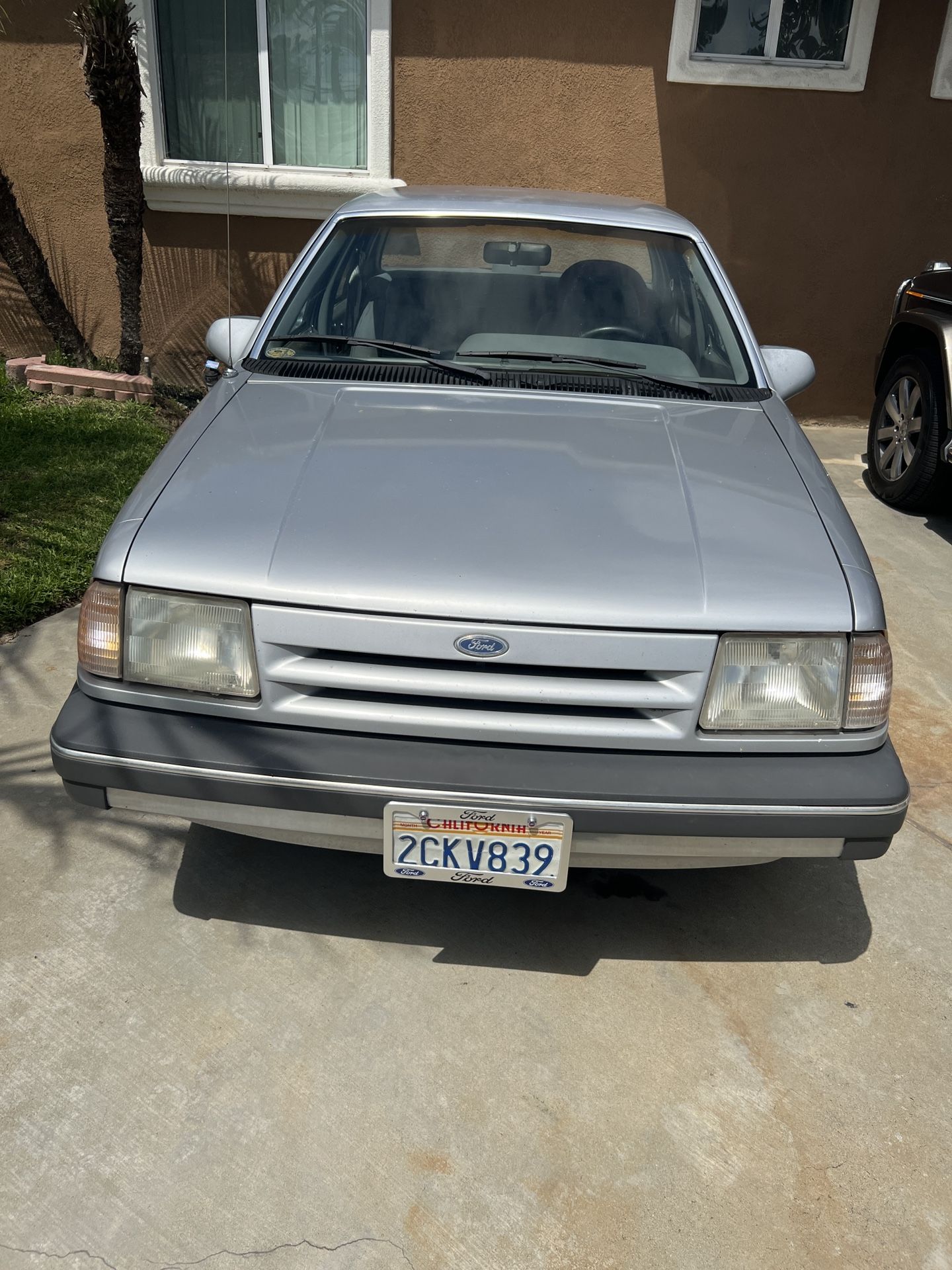 1986 Ford Tempo