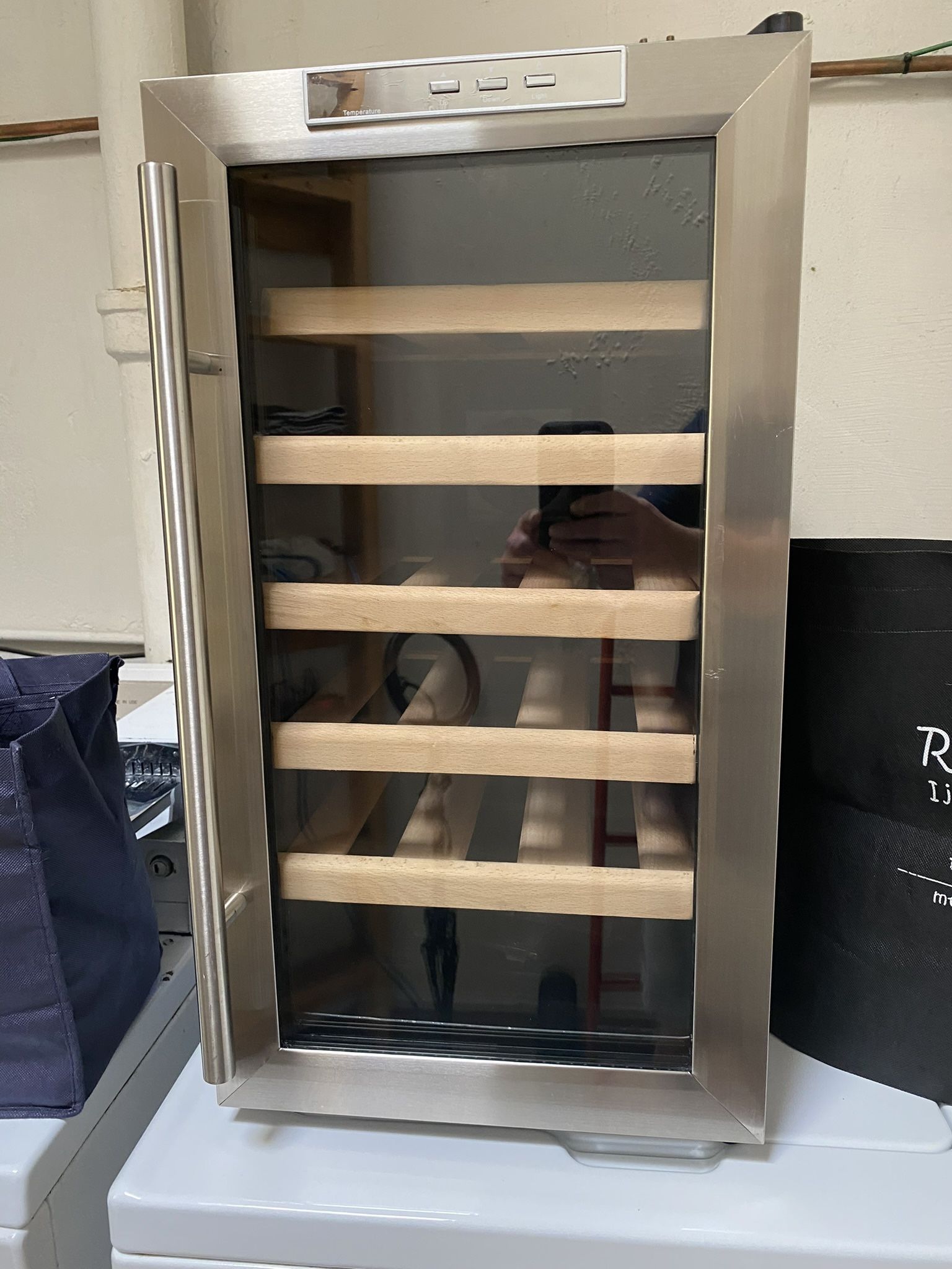 Whynter 18 Bottle Wine Refrigerator