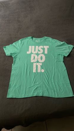 Size L Nike T shirt