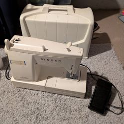 Vintage Singer Sewing Machine