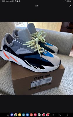 Yeezy Boost 700