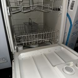 Dishwasher 