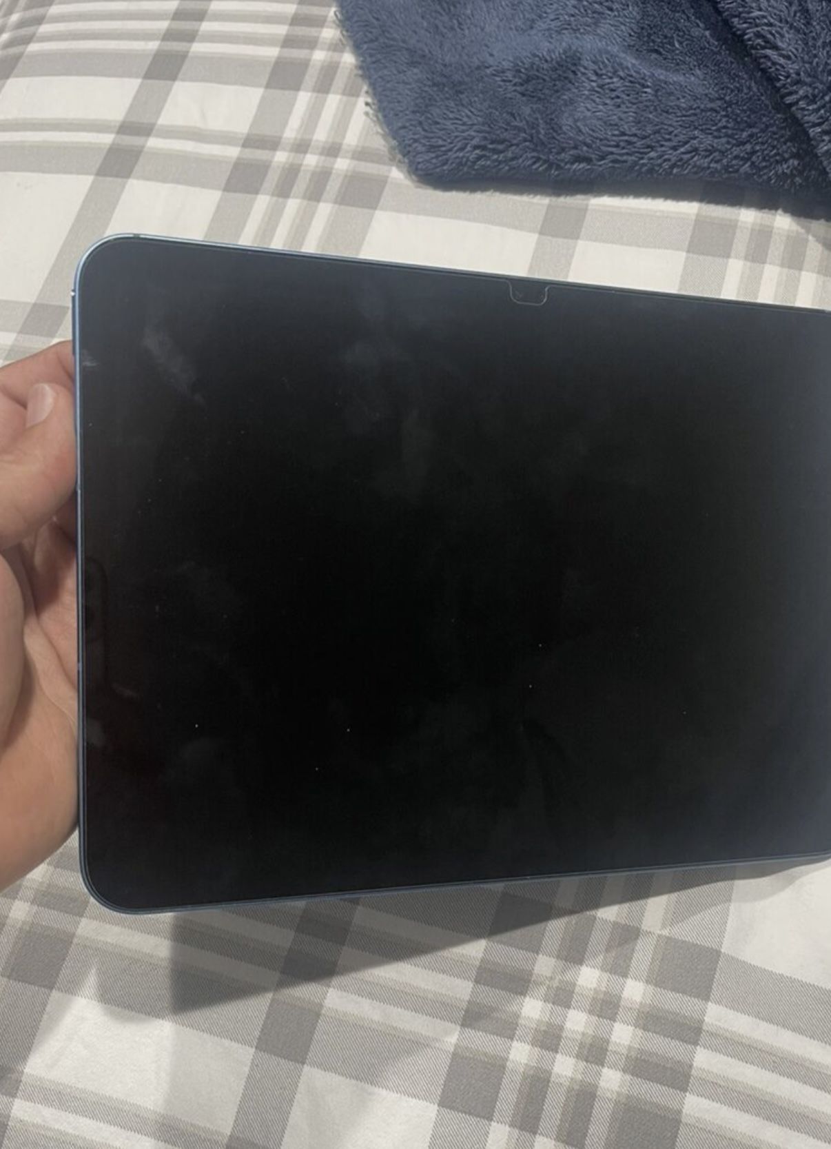 Apple iPad Series 10 (taking offers)