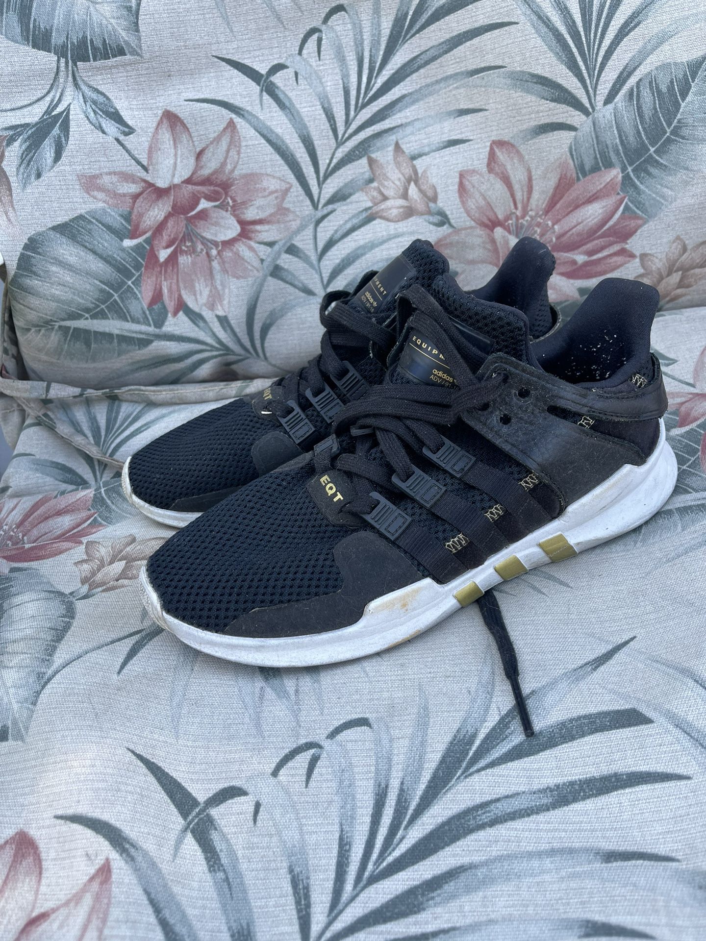 Adidas Size 9.5 Women