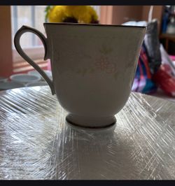 Tea set not free