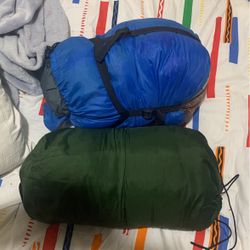 2 Sleeping Bags 