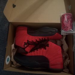 Jordan 12 Reverse Flu Game (10.5) – Lightly Worn/ near new, Great Condition🔥