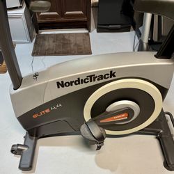 NordicTrack Elite 4.4 Exercise Bike