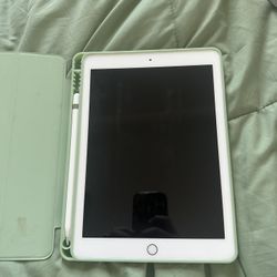 iPad And Apple Pencil