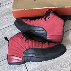 Jordan 12 Reverse Flu Game Size 9.5