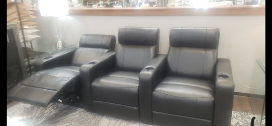 $2,000 Theater Recliner Couch – Selling for $750 (Like New)