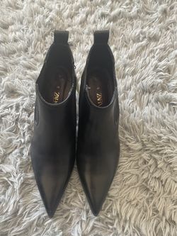 Zara ankle black Boots