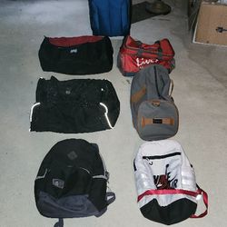 7 PERFECT CONDITION, DUFFEL BAGS, BACKPACKS AND LUGGAGE. AND A THERMAL BAG.