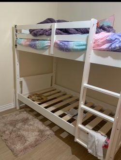 twin bunk beds
