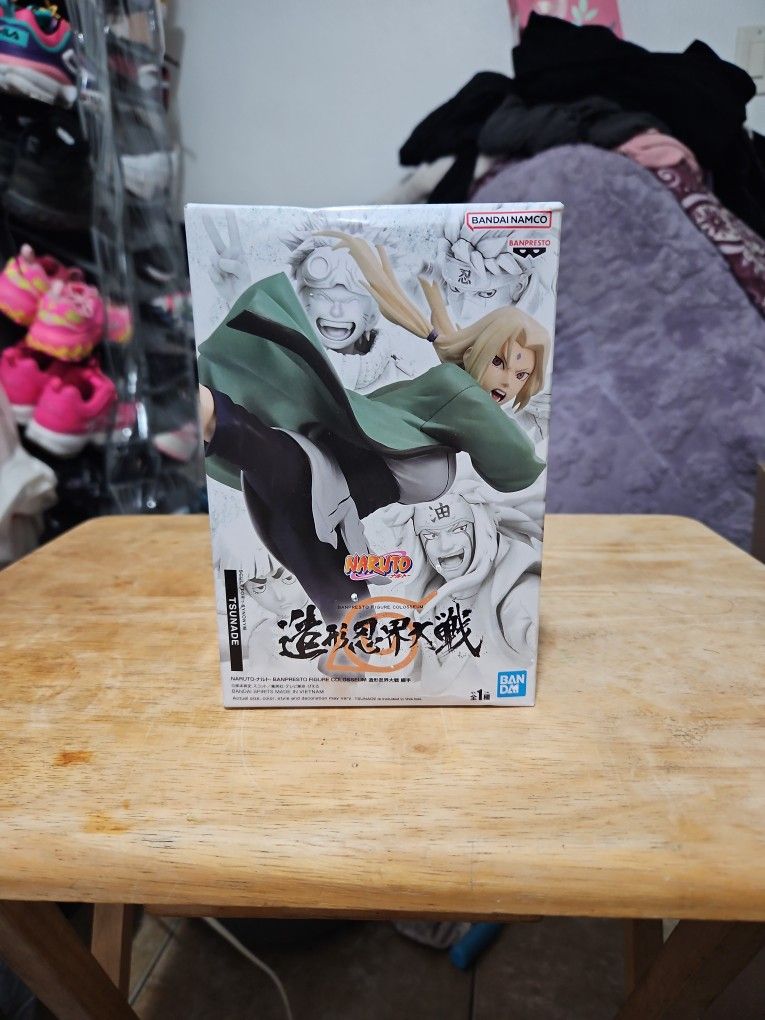 Tsunade Figurine