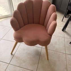 Pink Scalloped Velvet Chair (damaged leg)