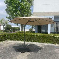 UMBRELLA - 10ft Umbrella Outdoor Patio Cantilever with Weights