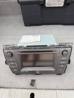Toyota Prius 2012–2015 OEM JBL Radio Bluetooth Touchscreen