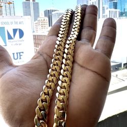 🌴10mm 22”Miami ⛓️ Cuban Links Your Everyday Wear We Also Make Solid Gold Also Any Karat You’ll Like 🔱🤯