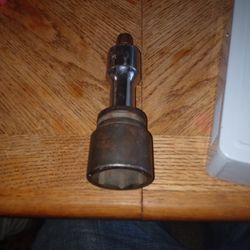 Hex socket for impact driver