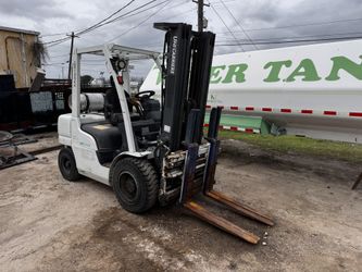 2017 Unicarriers MUG1F2A30LV 6000lb Forklift