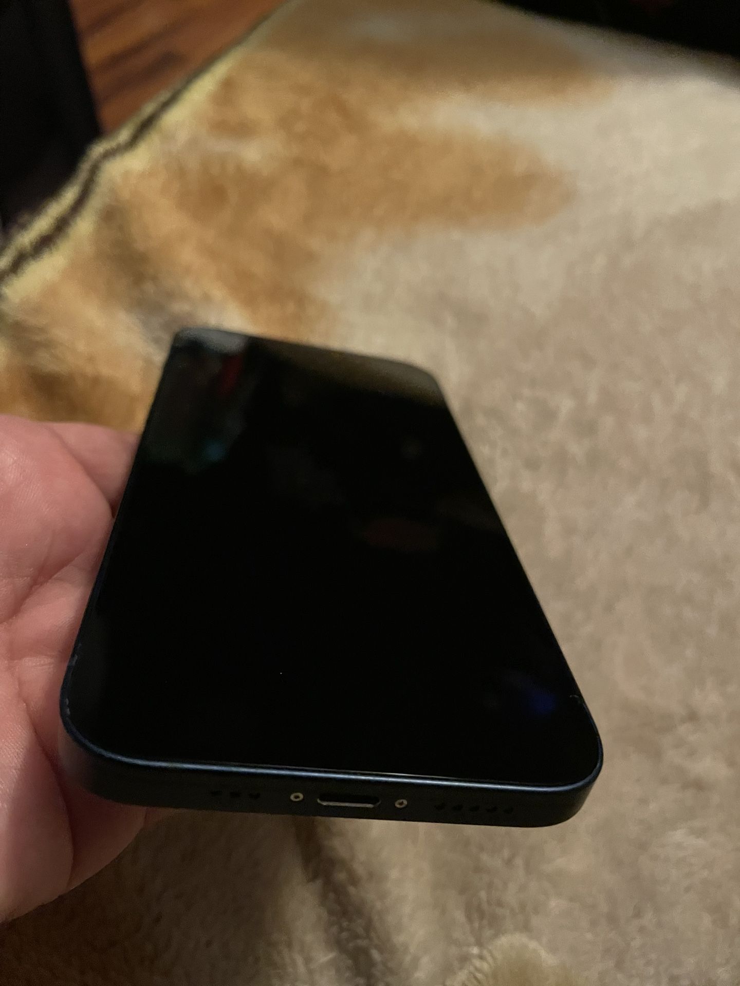 iPhone 12 Apple Watch Series 3