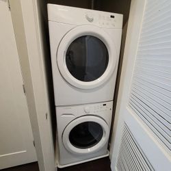 Electric Washer And Dryer Set $500 for the set