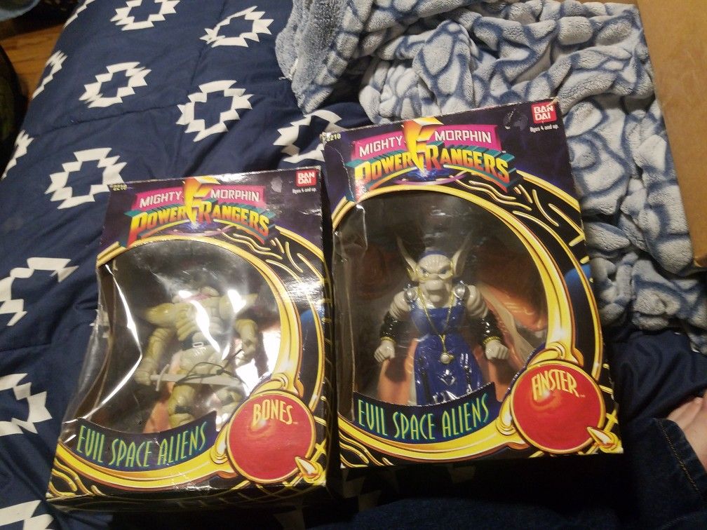 Mighty morphin Power Rangers Evil Space Aliens Figures In Used In Box