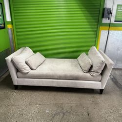 Crate & Barrel Marlowe Daybed - FREE DELIVERY