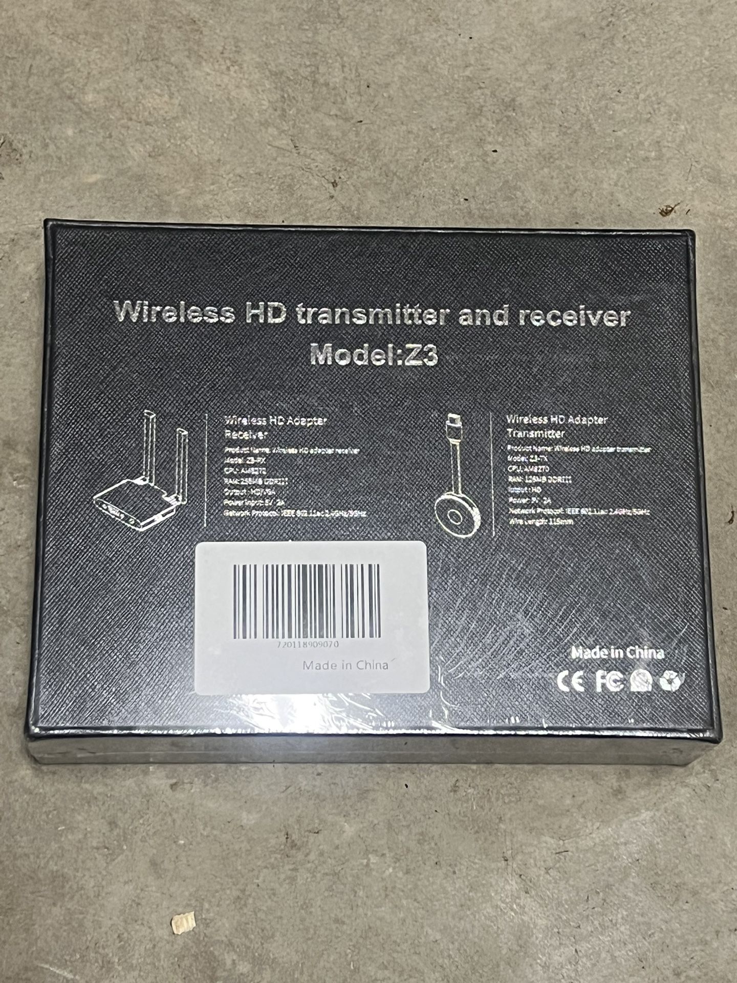 Wireless HDMI transmitter and receiver